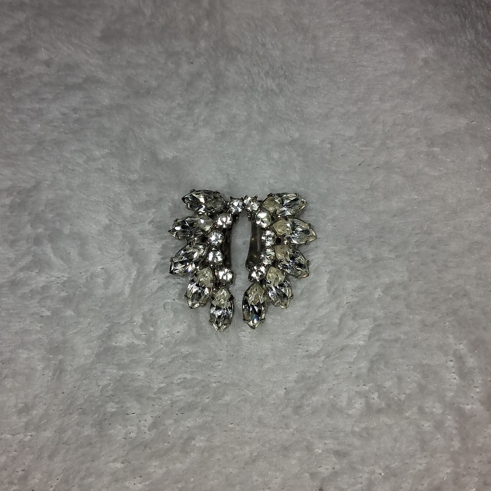 Marquoise Rhinestone Baguette Clip On Earrings